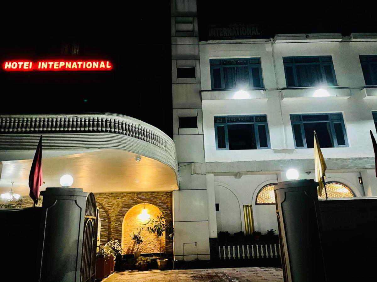 Hotel International Srinagar 외부 사진