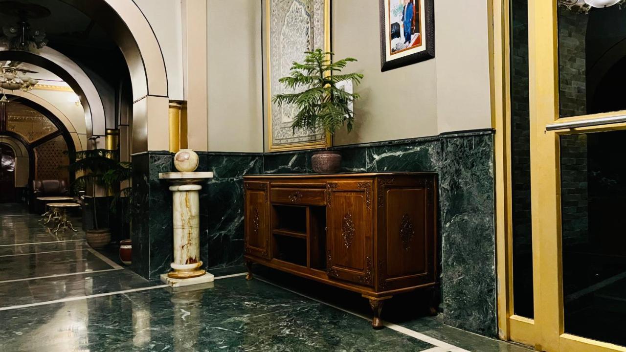Hotel International Srinagar 외부 사진